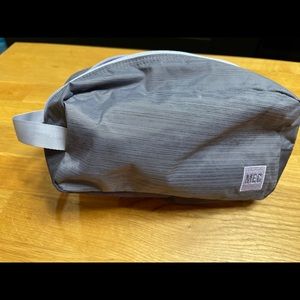 MEC dopp bag